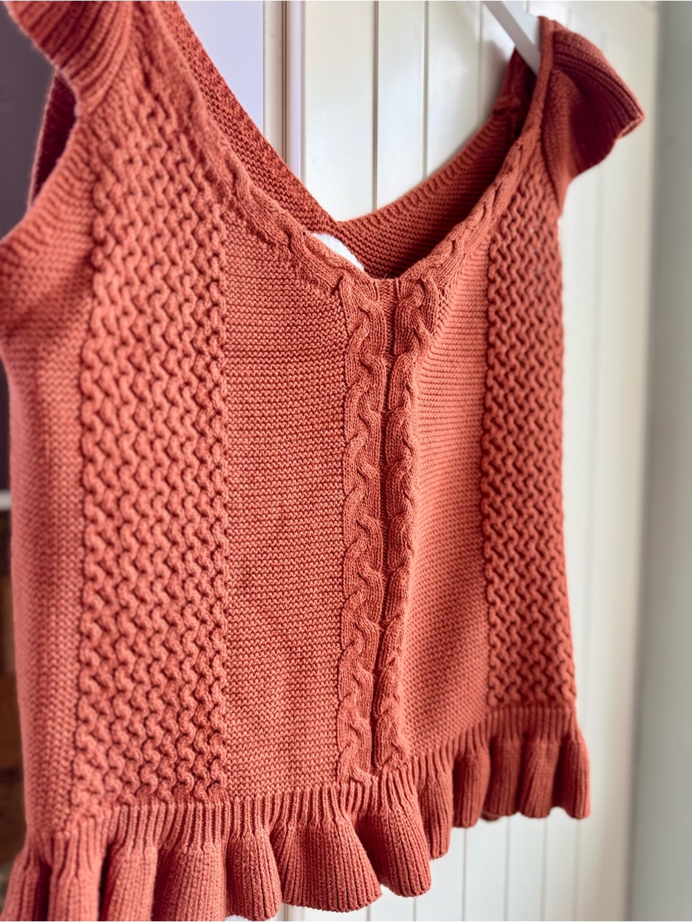 Jessica Simpson Cable Knit Ruffle Cropped Sweater Tank Rust Small S - Picture 3 of 8